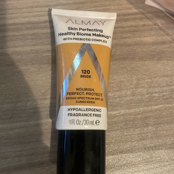 Almay skin perfecting healthy blome makeup shade 120 beige New - Picture 1 of 2